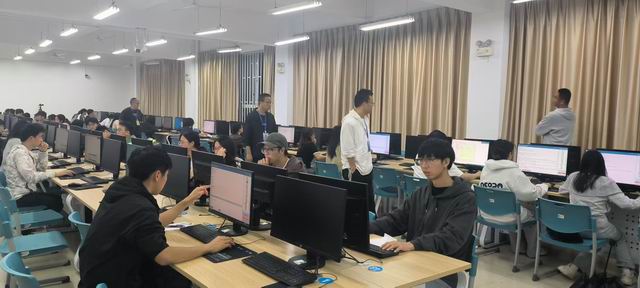 调整大小 074DD40BA2FD4EE31E46F358CE56BCA3.jpg