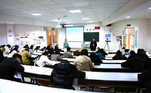 调整大小 3-考务督查.JPG 调整大小 3-考务督查.JPG